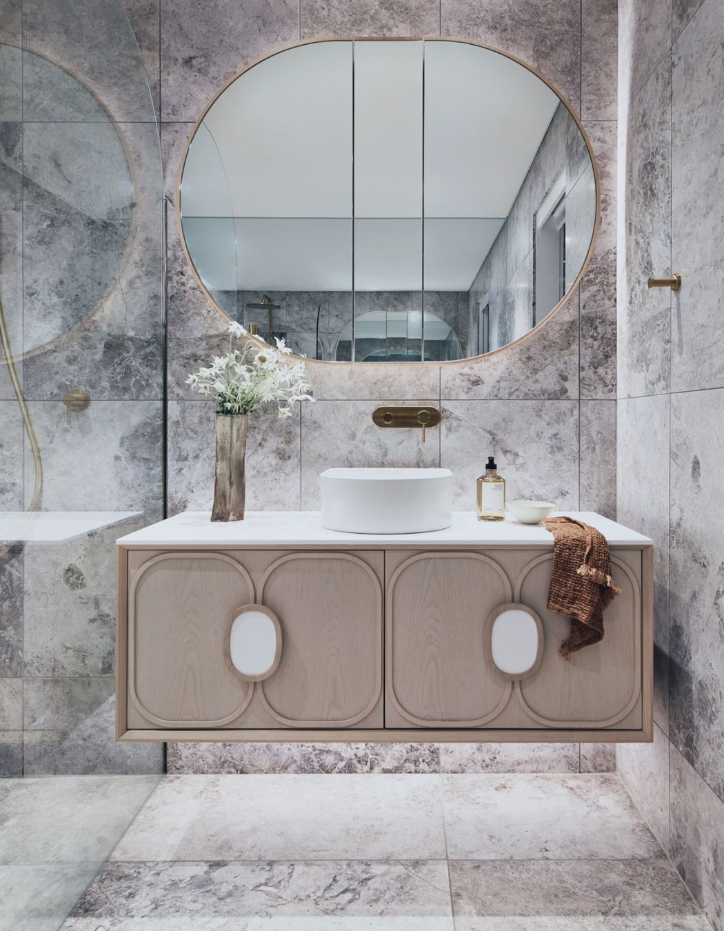 Manhattan Limestone | Catherine de Meur Interiors | Tess Thyregod