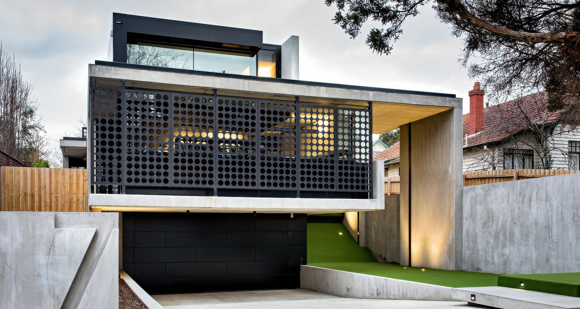 Surrey Hills House banner