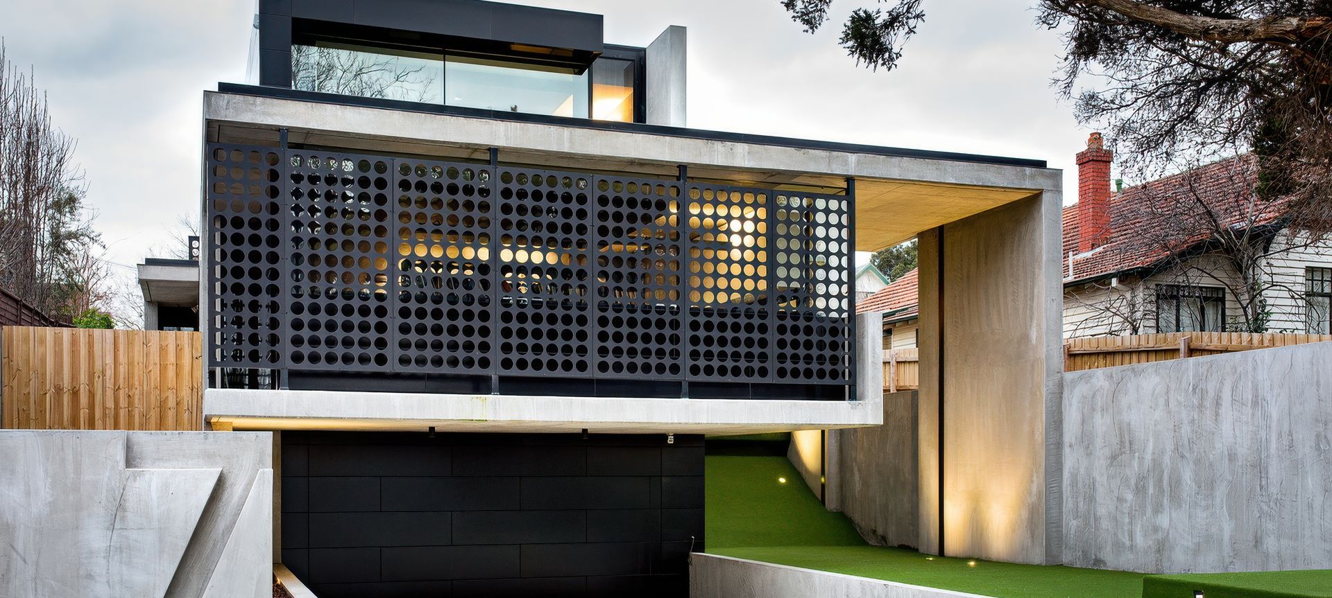 Surrey Hills House banner
