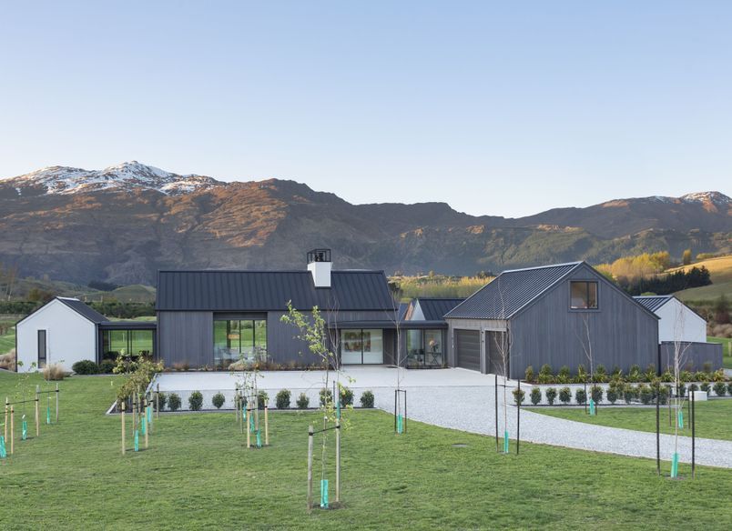 Lower Shotover Road House
