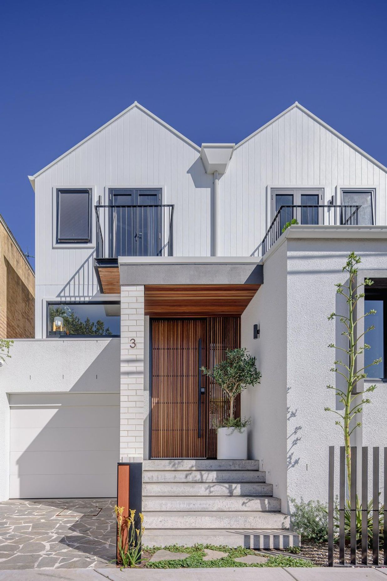 Twin Peaks Residence | Rozelle Nsw