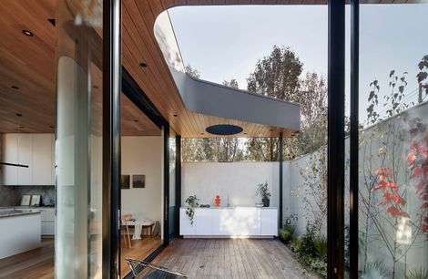 Envelop House