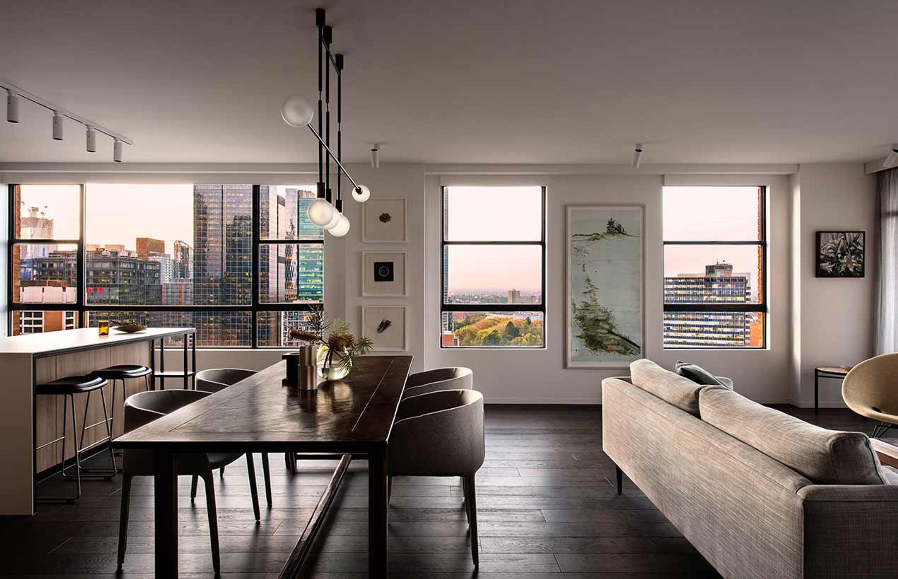 ^^&&**Spring Street Apartment