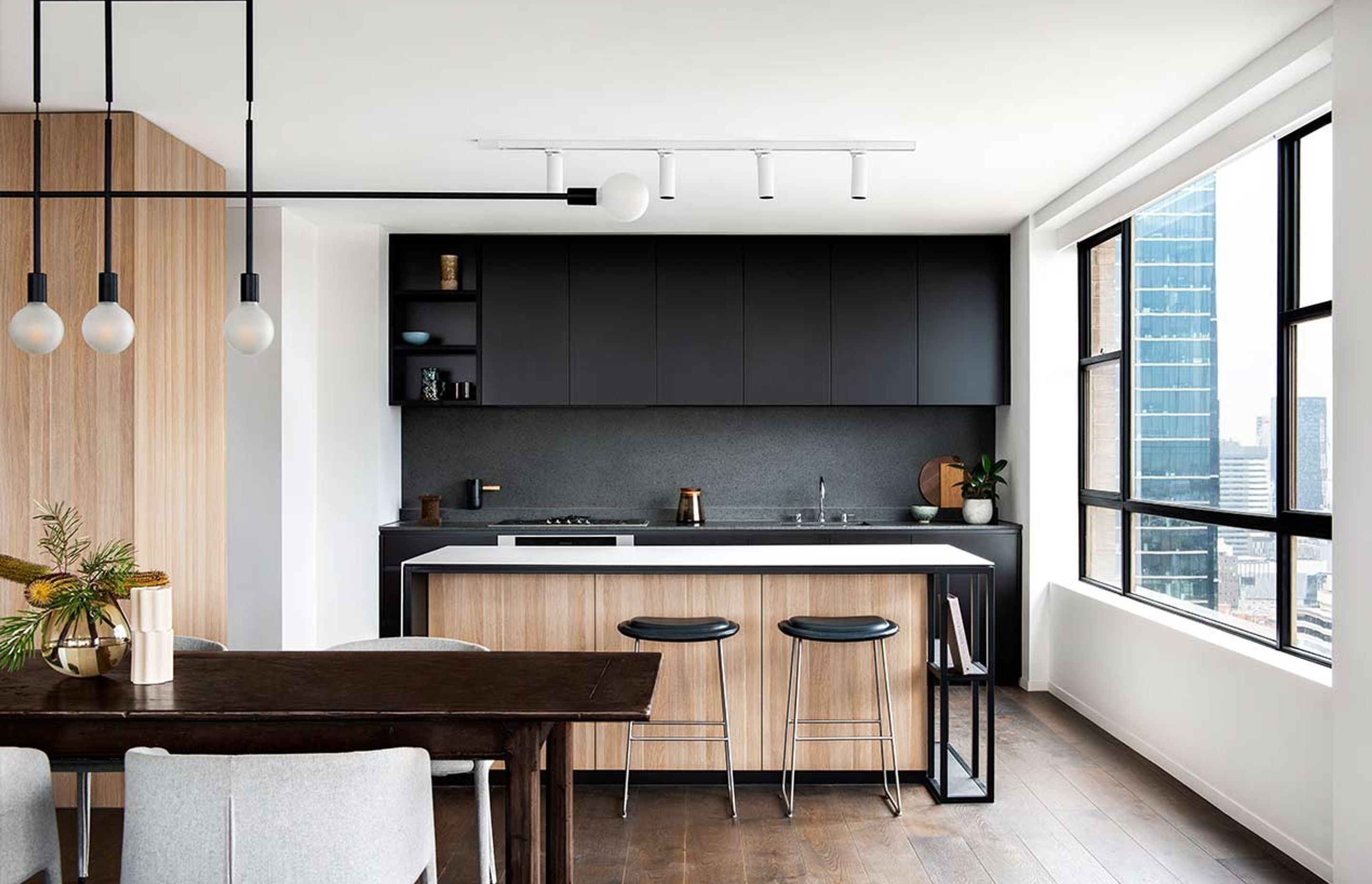 ^^&&**Spring Street Apartment