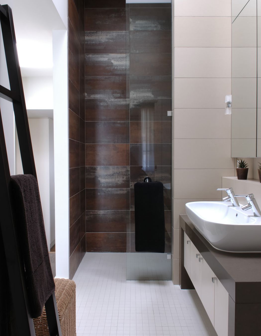 Photography: Shania Shegedyn