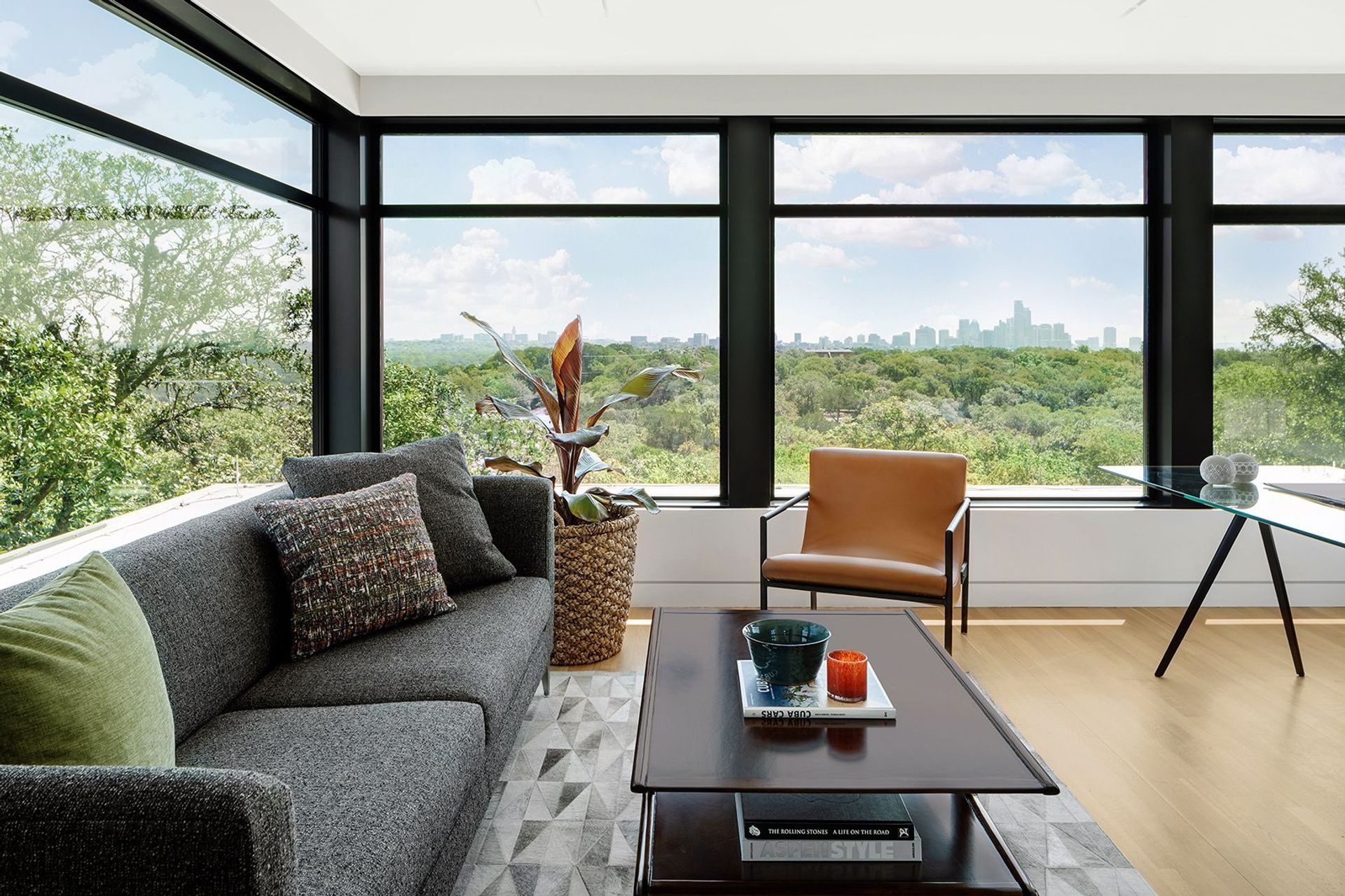 Modern-Ridgewood-Cove-Residence-ALIGN-Austin-Architects-17.jpg