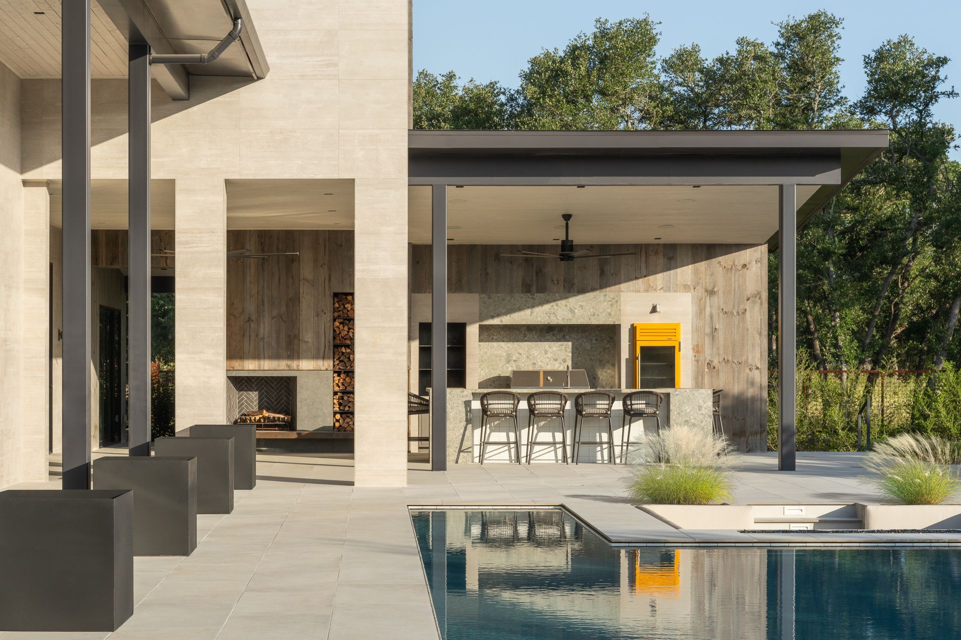 Modern-Showcase-Driftwood-Texas-Home-ALIGN-Austin-Architects-9.jpg