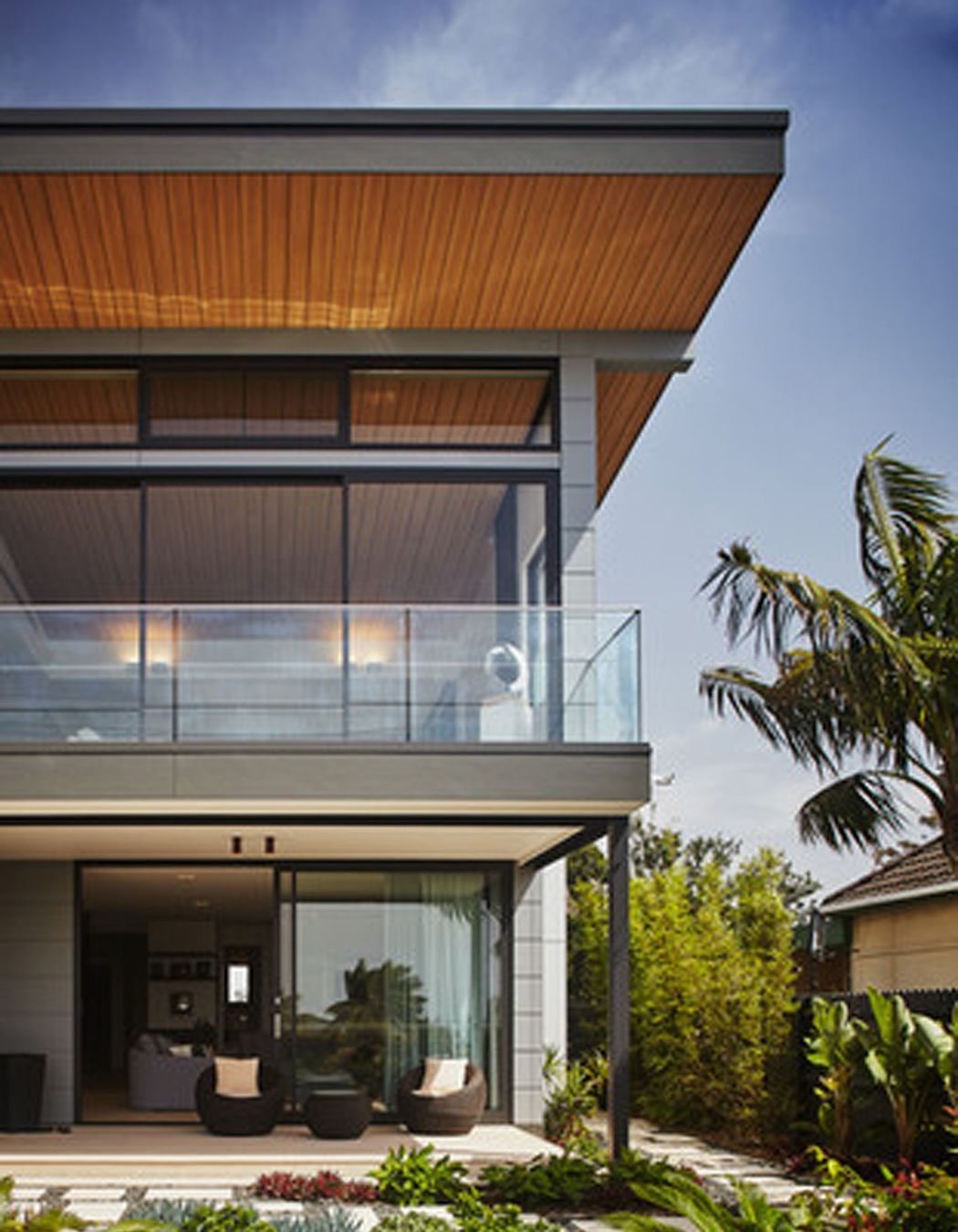 Mona-Vale02.jpg