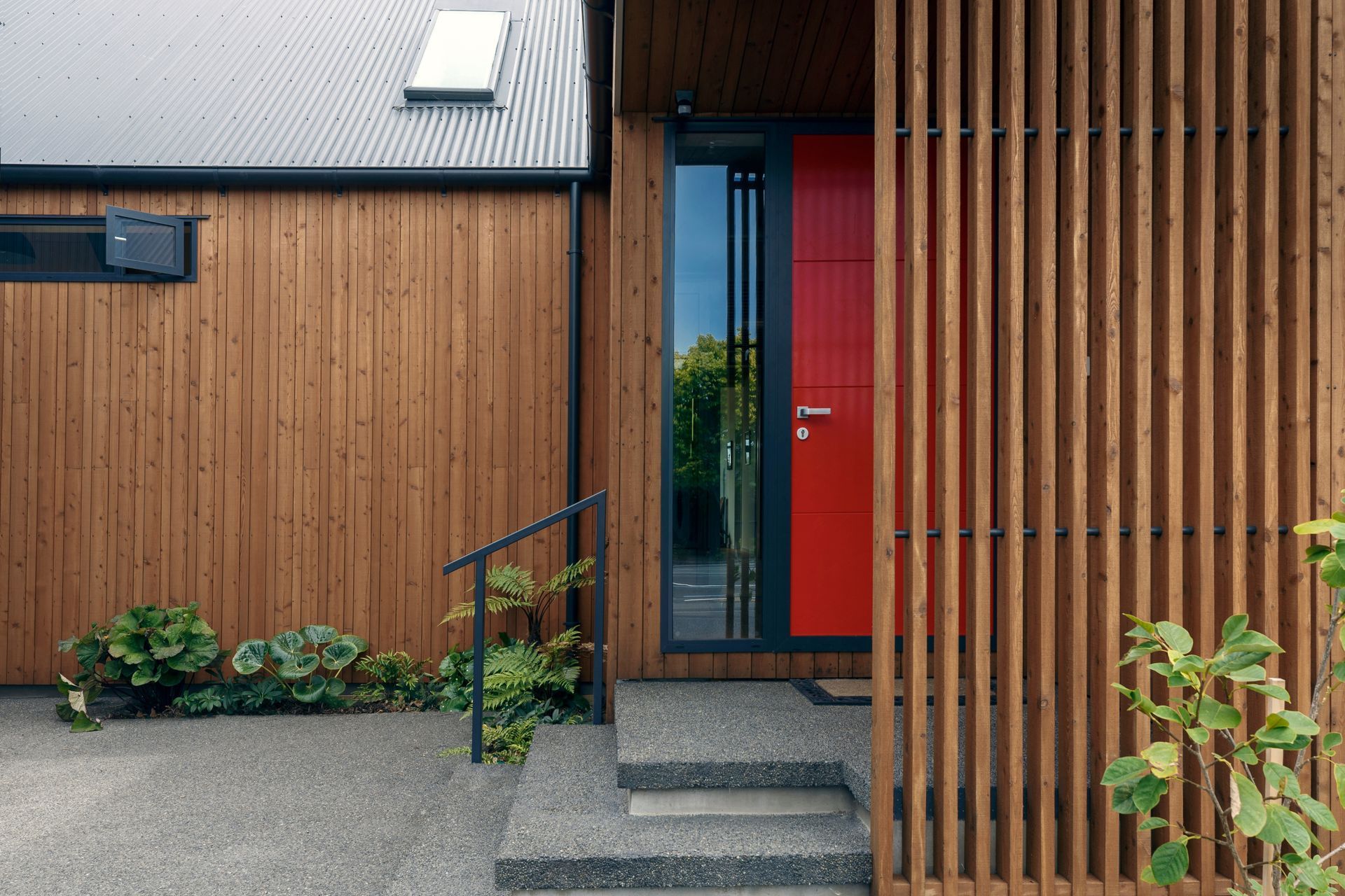 Moore-Sharp-HouseJTB-Architects03-fixed-ap-compressed.jpg