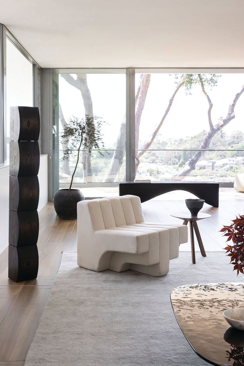 Mosman-northshoreSydney-interiordesign-fireplace-livingroom-studiobelle-luxuryhomes-european-stone-sydneyharbourviews-2.jpg