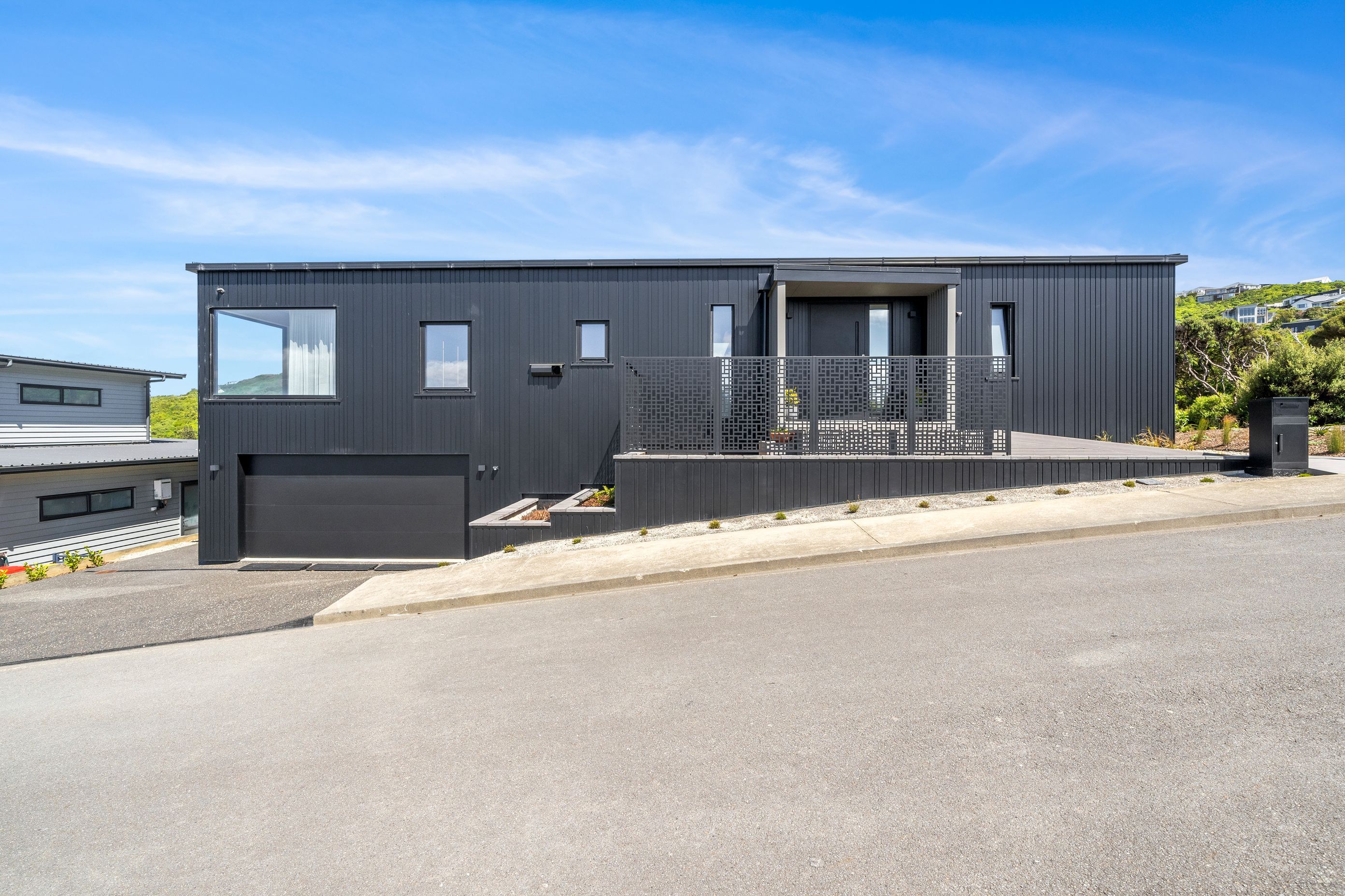 NZCB-VOL8-12-20CromwellPoint-MikeCraig274XL14.jpg