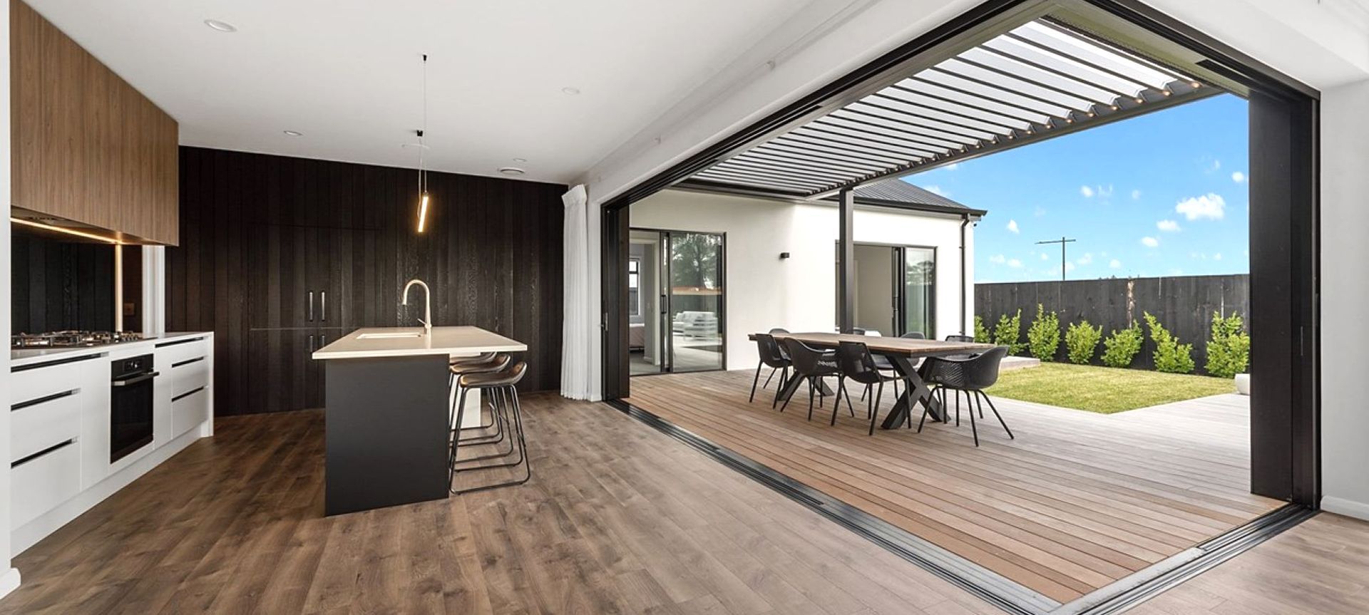 Indoor-Outdoor Flow.
