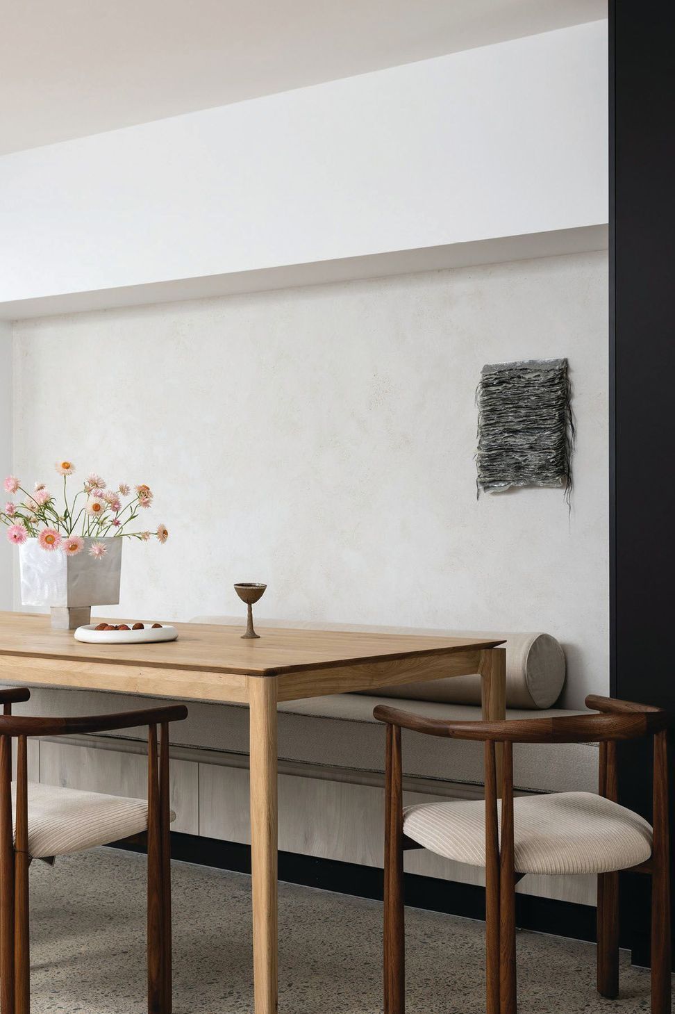 NorthSydneyDiningAreaSydneyInteriorDesigners-1.jpg
