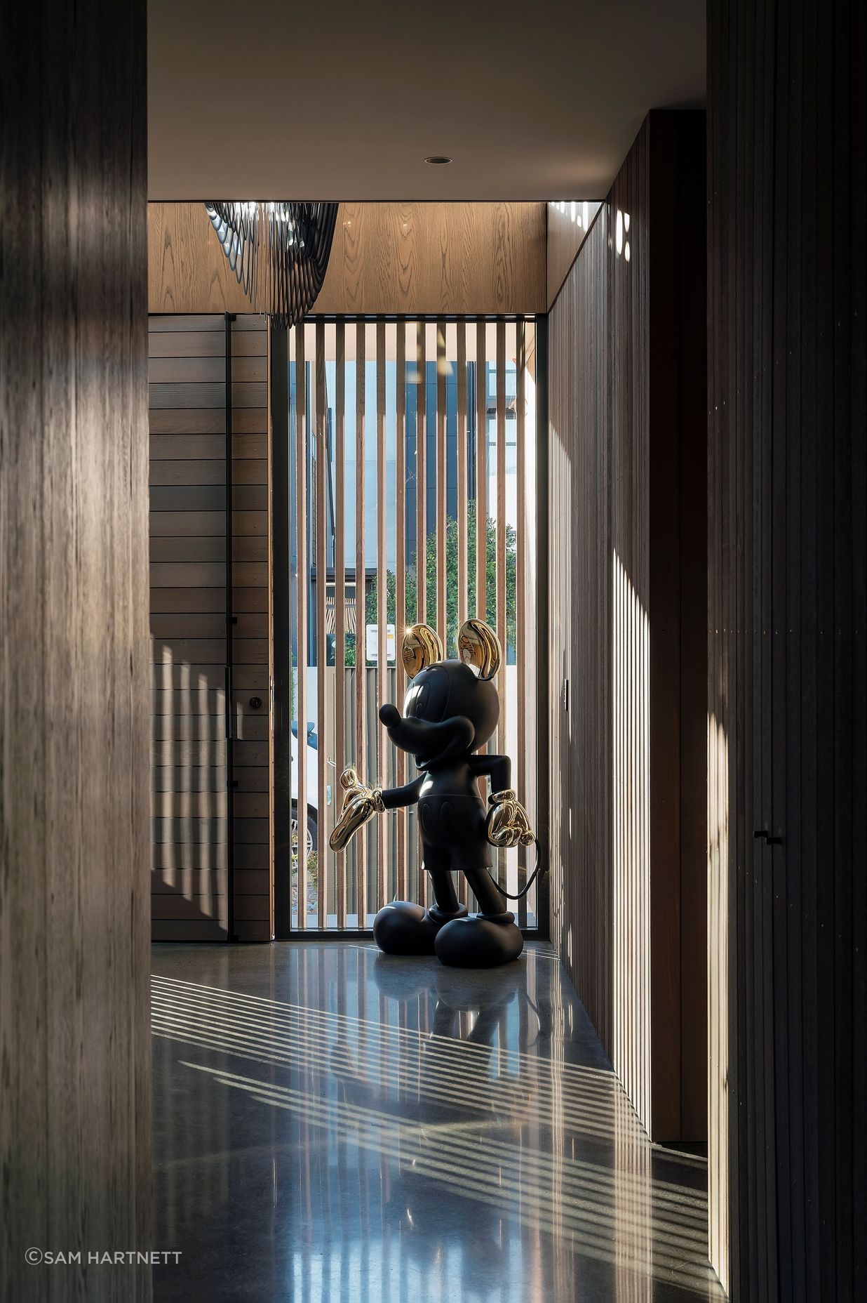 One-One-Two-Entry-Foyer-Sam-Hartnett.jpg