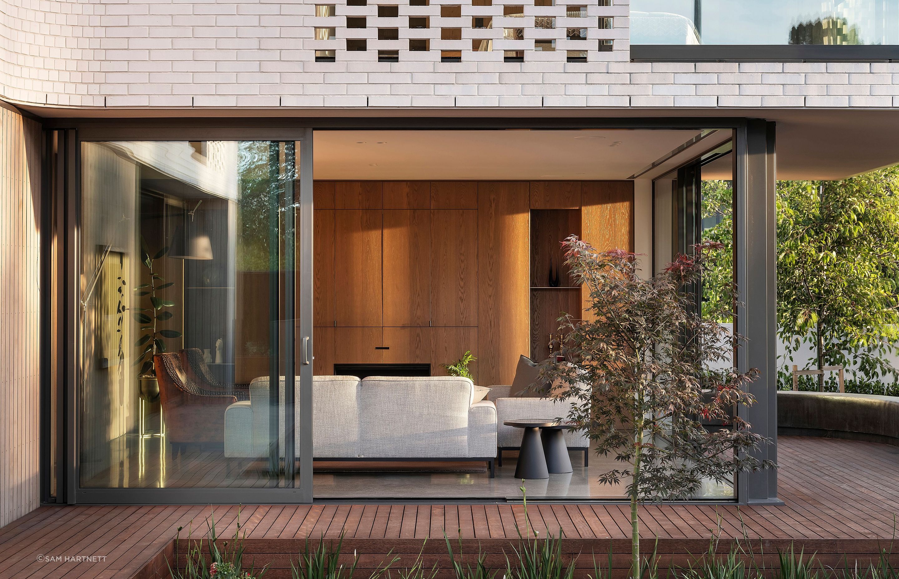 One-One-Two-Lounge-from-West-Terrace-Sam-Hartnett.jpg