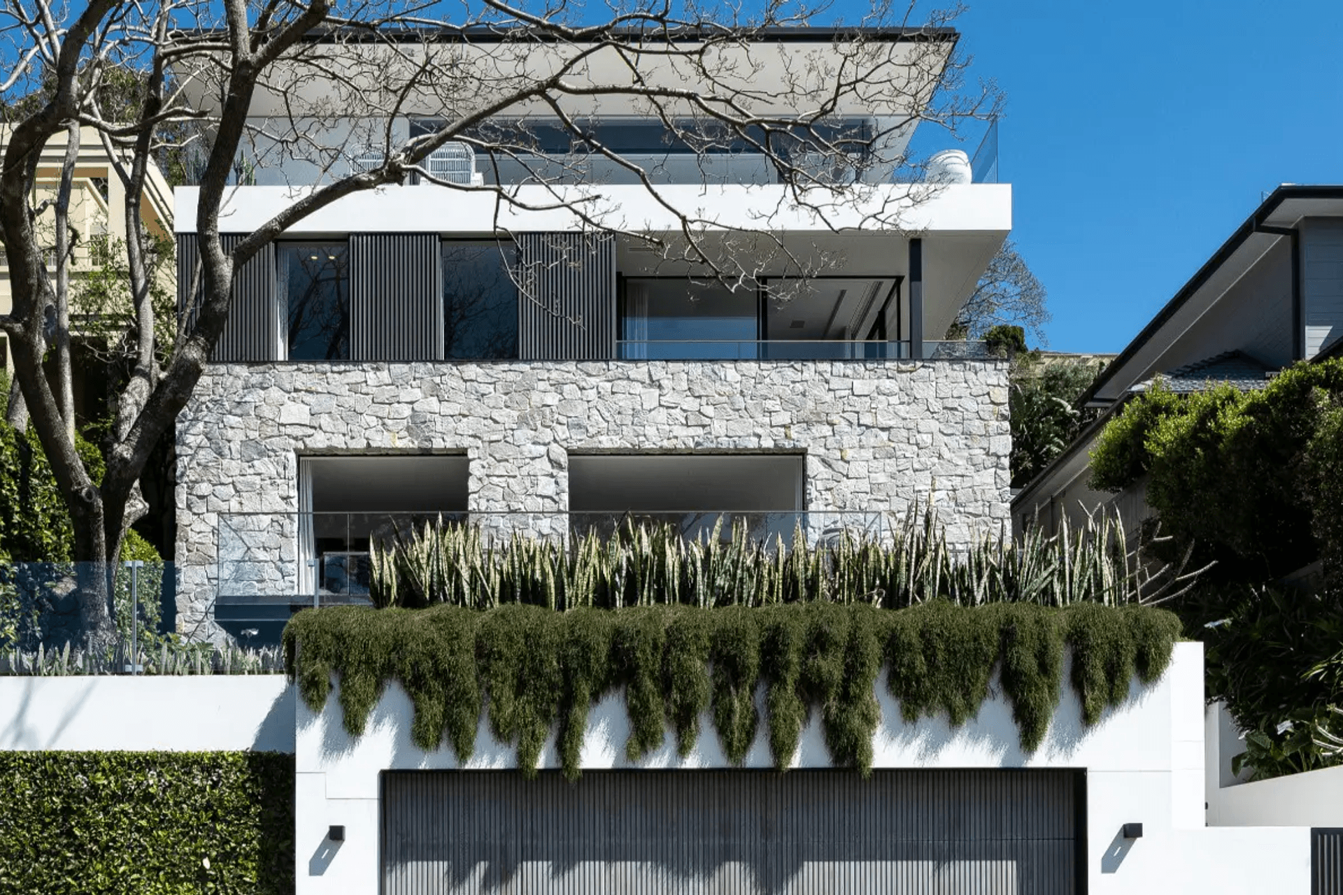 Azul Limestone (Custom) | Pacific Plus Constructions | Corben Architects