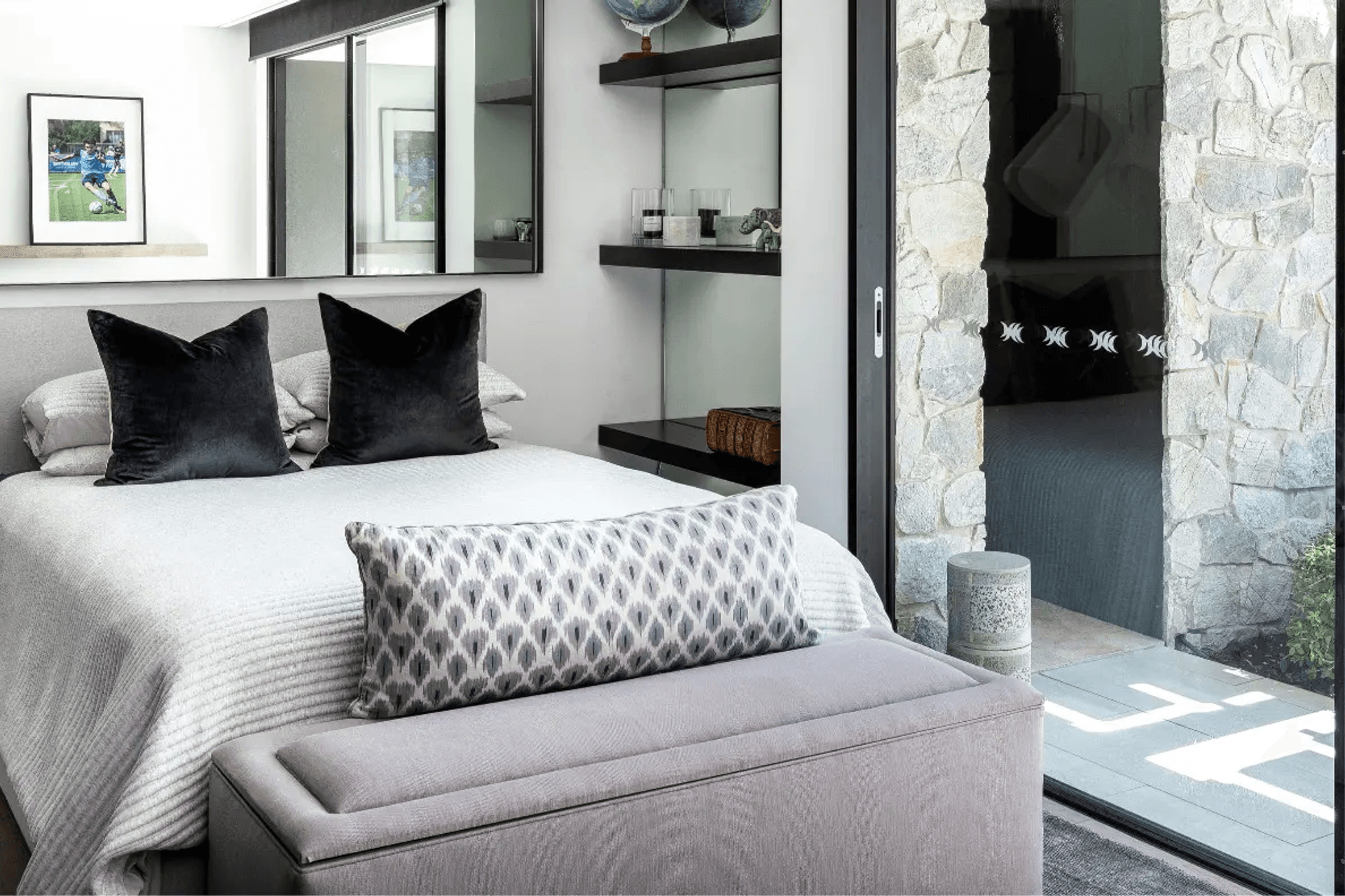 Azul Limestone (Custom) | Pacific Plus Constructions | Corben Architects