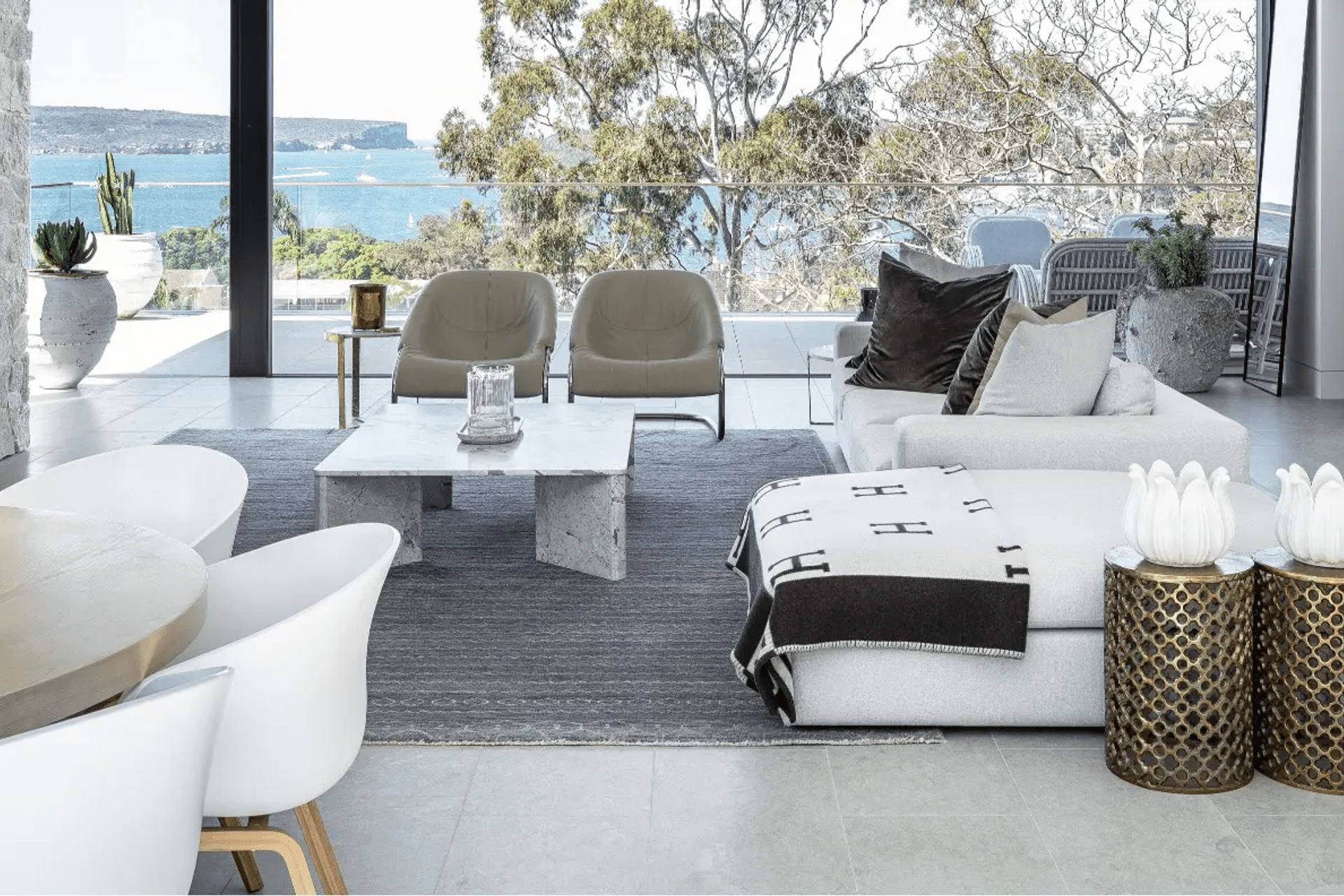 Azul Limestone (Custom) | Pacific Plus Constructions | Corben Architects