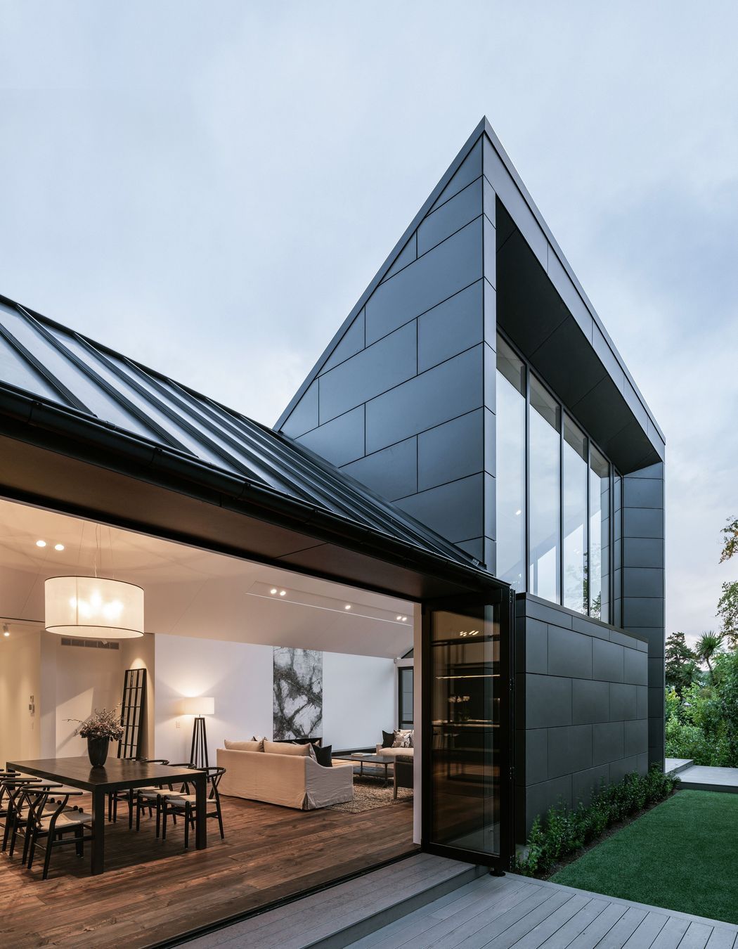 Parkdale-Dormer-House-Exterior-to-Dining-and-Living-Room-Stephen-Goodenough.jpg