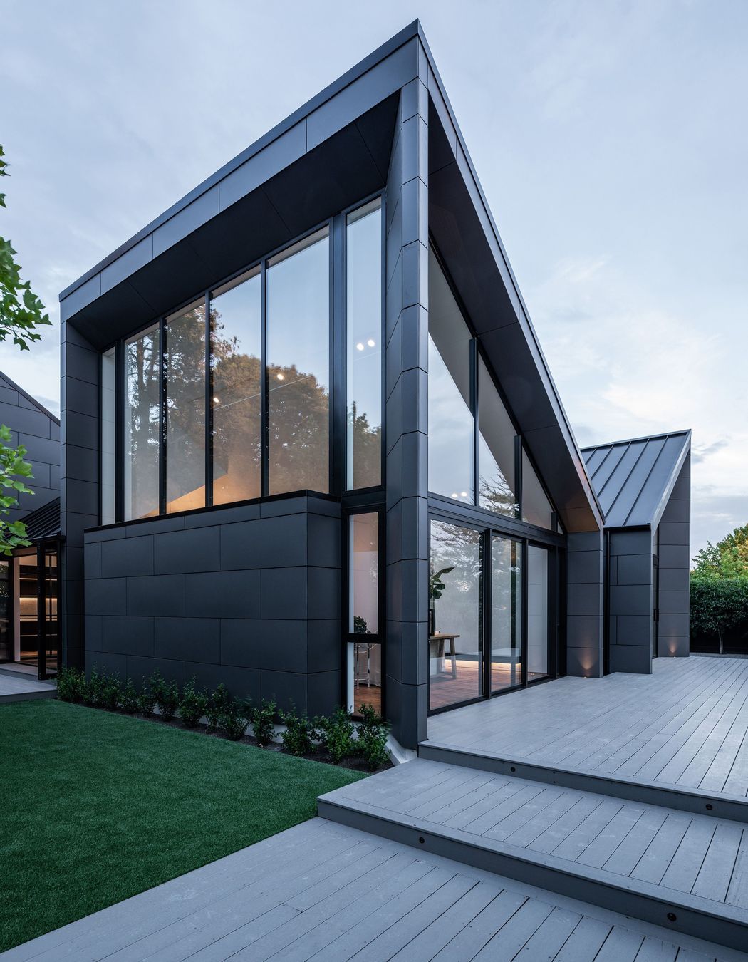 Parkdale-Dormer-House-External-North-West-Corner-Stephen-Goodenough.jpg