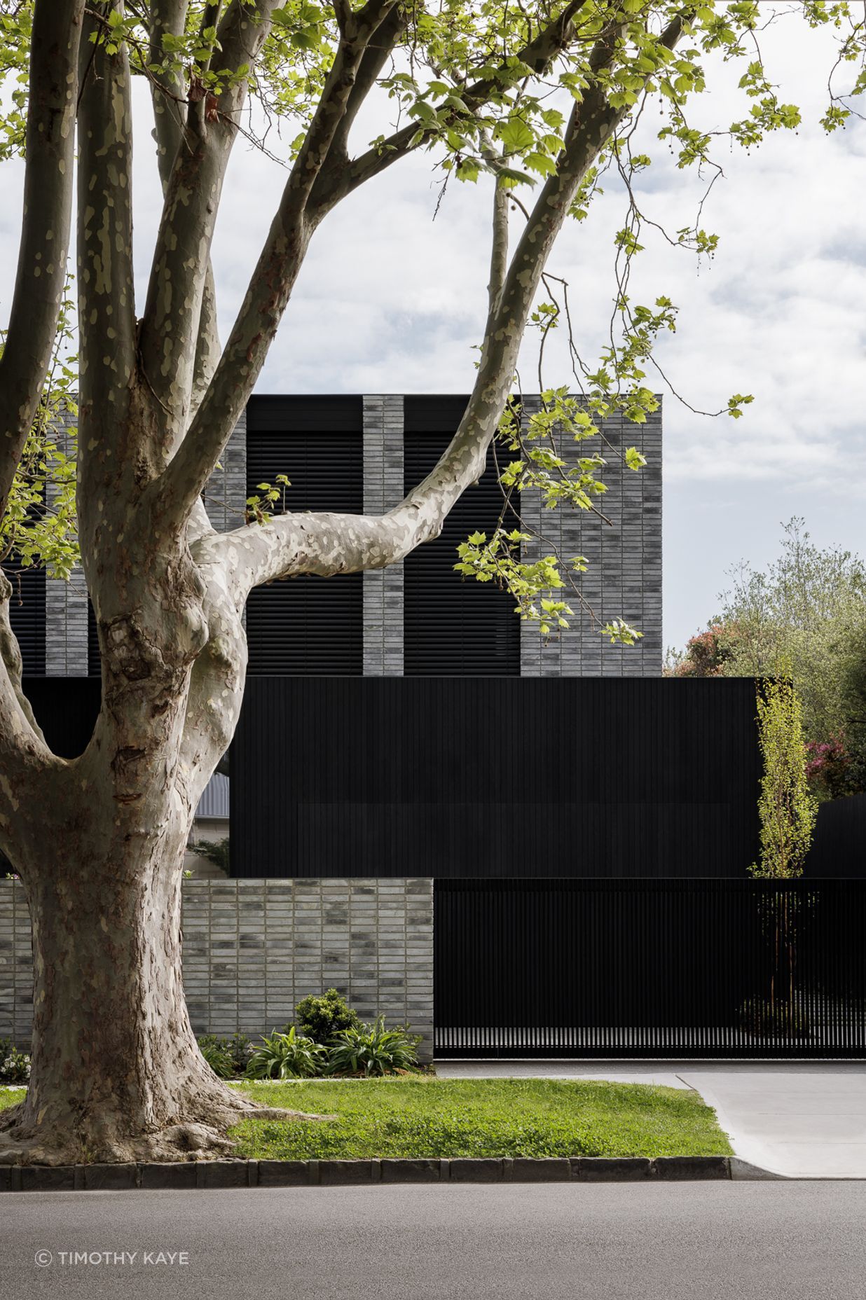 Petersen-D91-bricks-Elsternwick-Residences-Front-facade-short.jpg