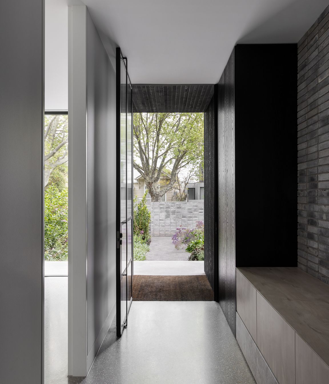 Petersen-D91-bricks-Elsternwick-Residences-internal-to-front-fence.jpg