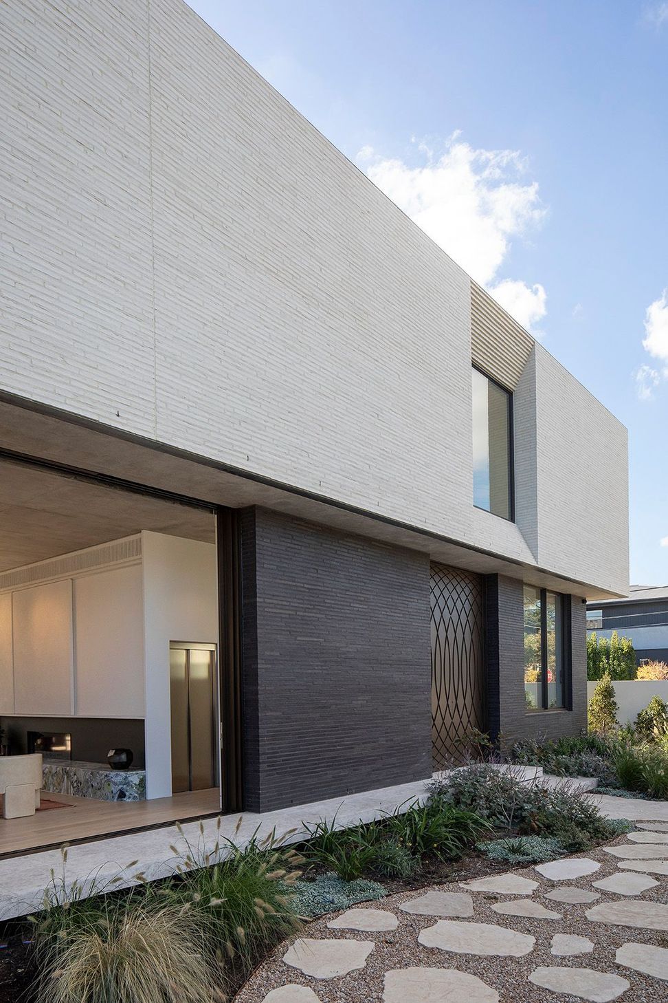 Petersen-K11-K55-bricks-Brise-Houseside-facade.jpg