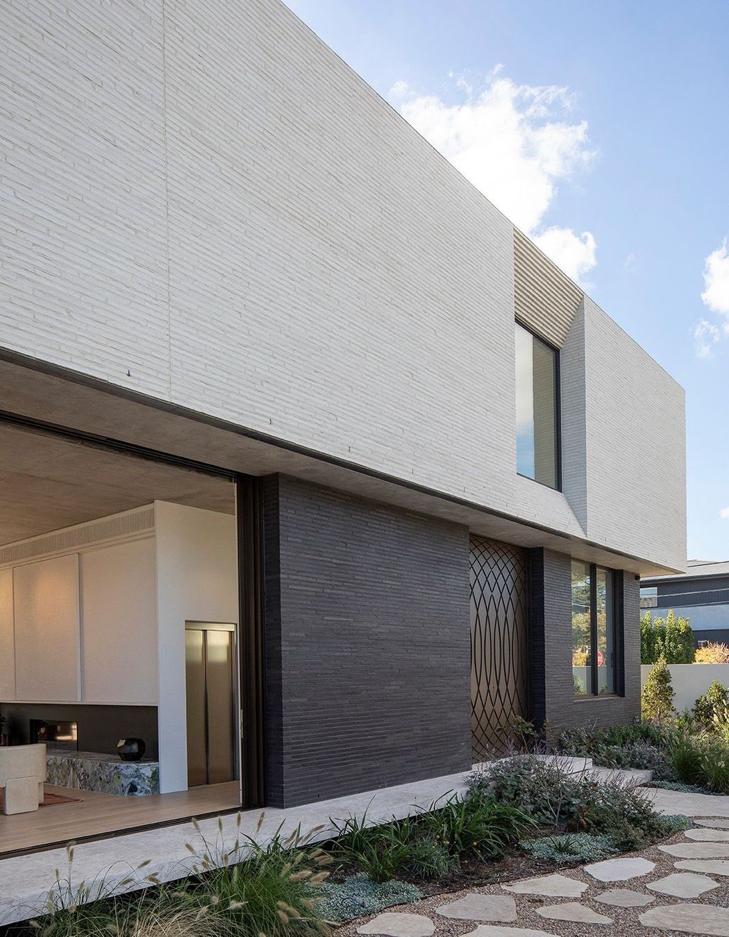 Petersen-K11-K55-bricks-Brise-Houseside-facade.jpg