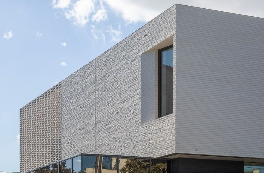 Brise House