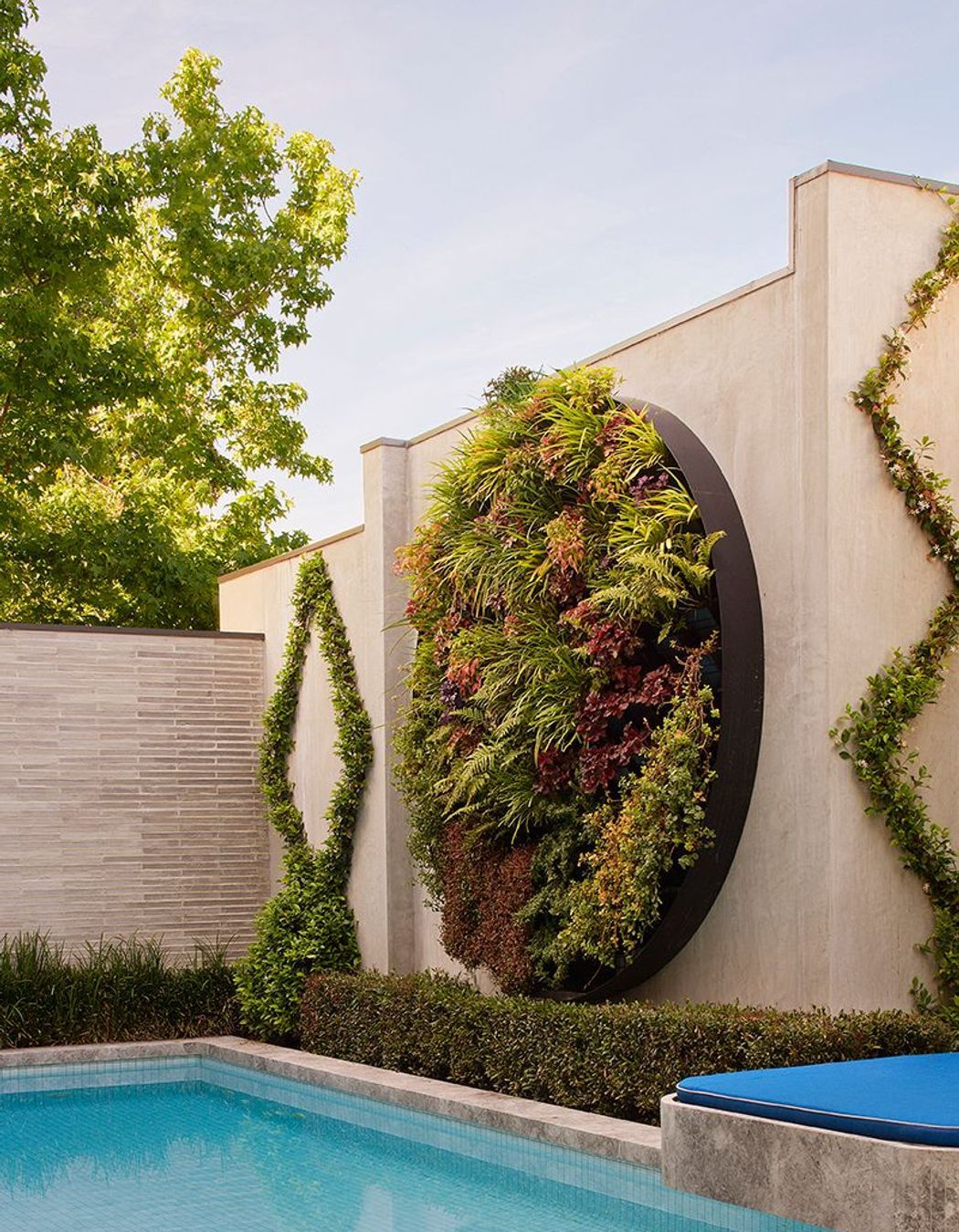 Petersen-K11-bricks-poolside-Hawthorn-Grove.jpg