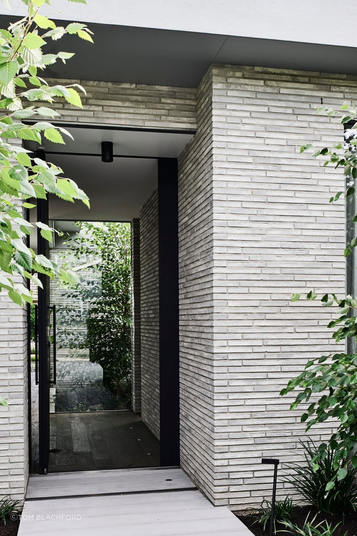 Petersen-K91-bricks-Brighton-entrance-min.JPG