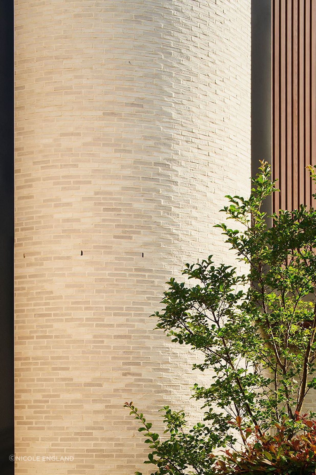 Petersen-bricks-K11-cut-curve-Hawthron-Grove.jpg