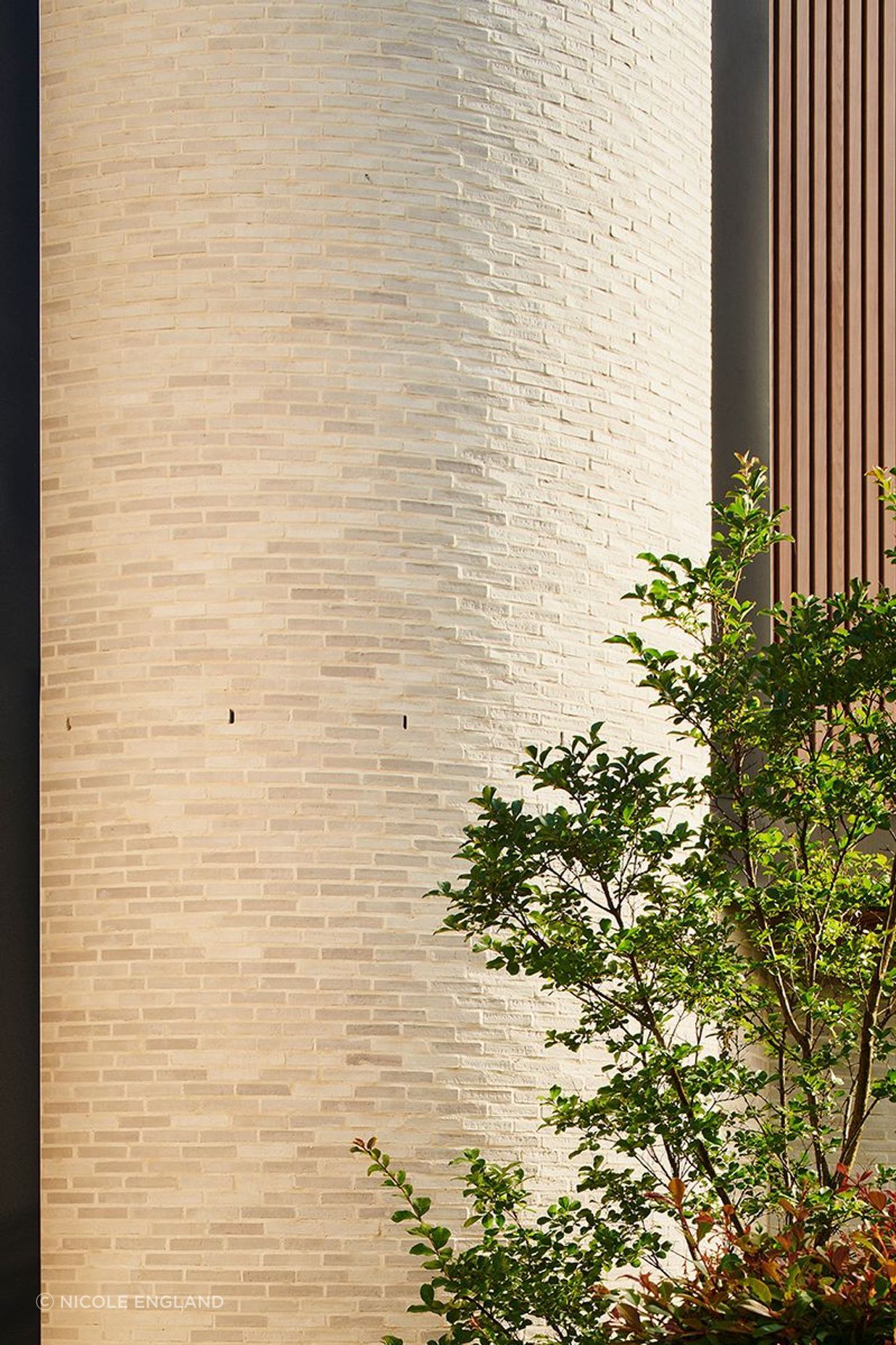 Petersen-bricks-K11-cut-curve-Hawthron-Grove.jpg