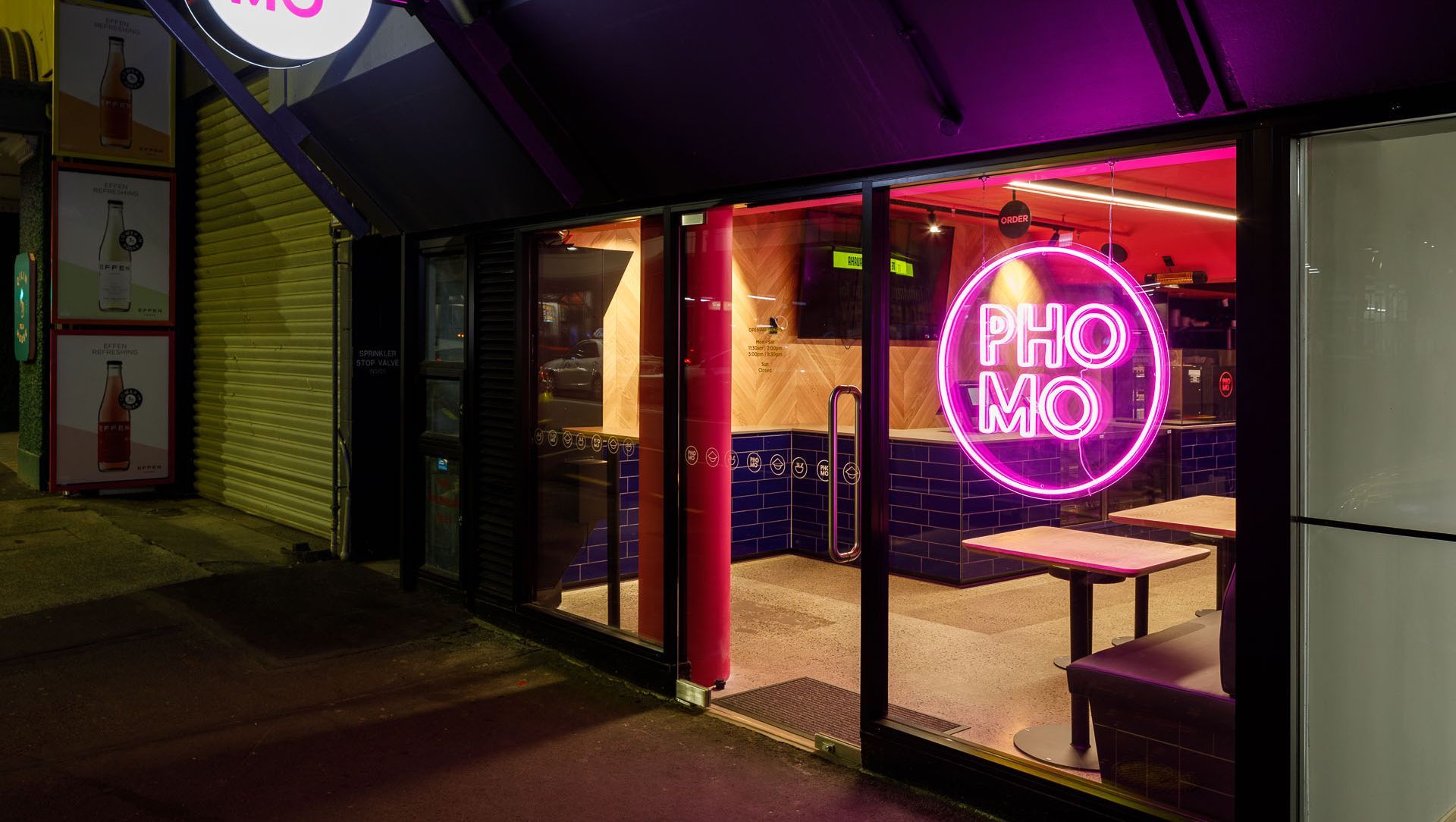 Restaurant outfit banner