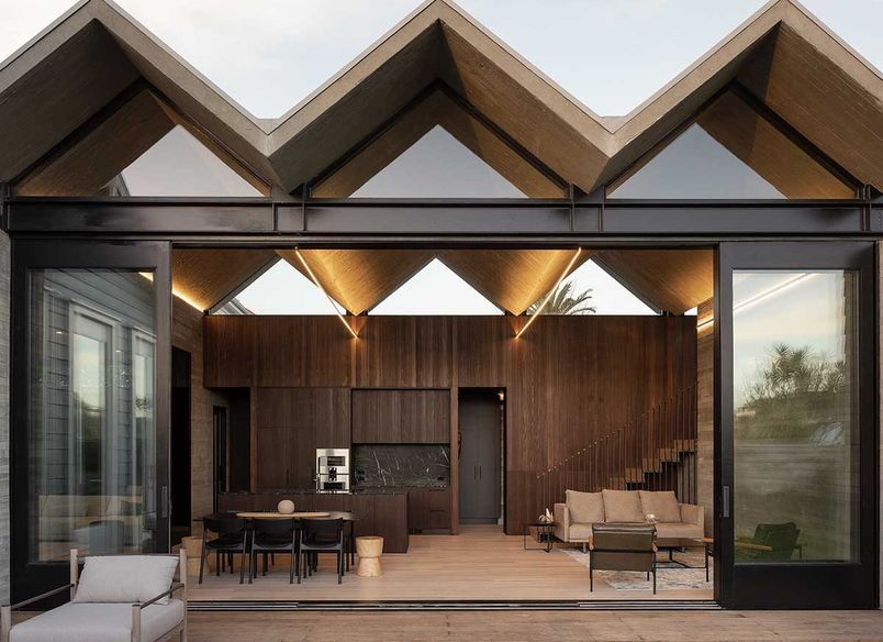 Poured Pleats Home, Auckland