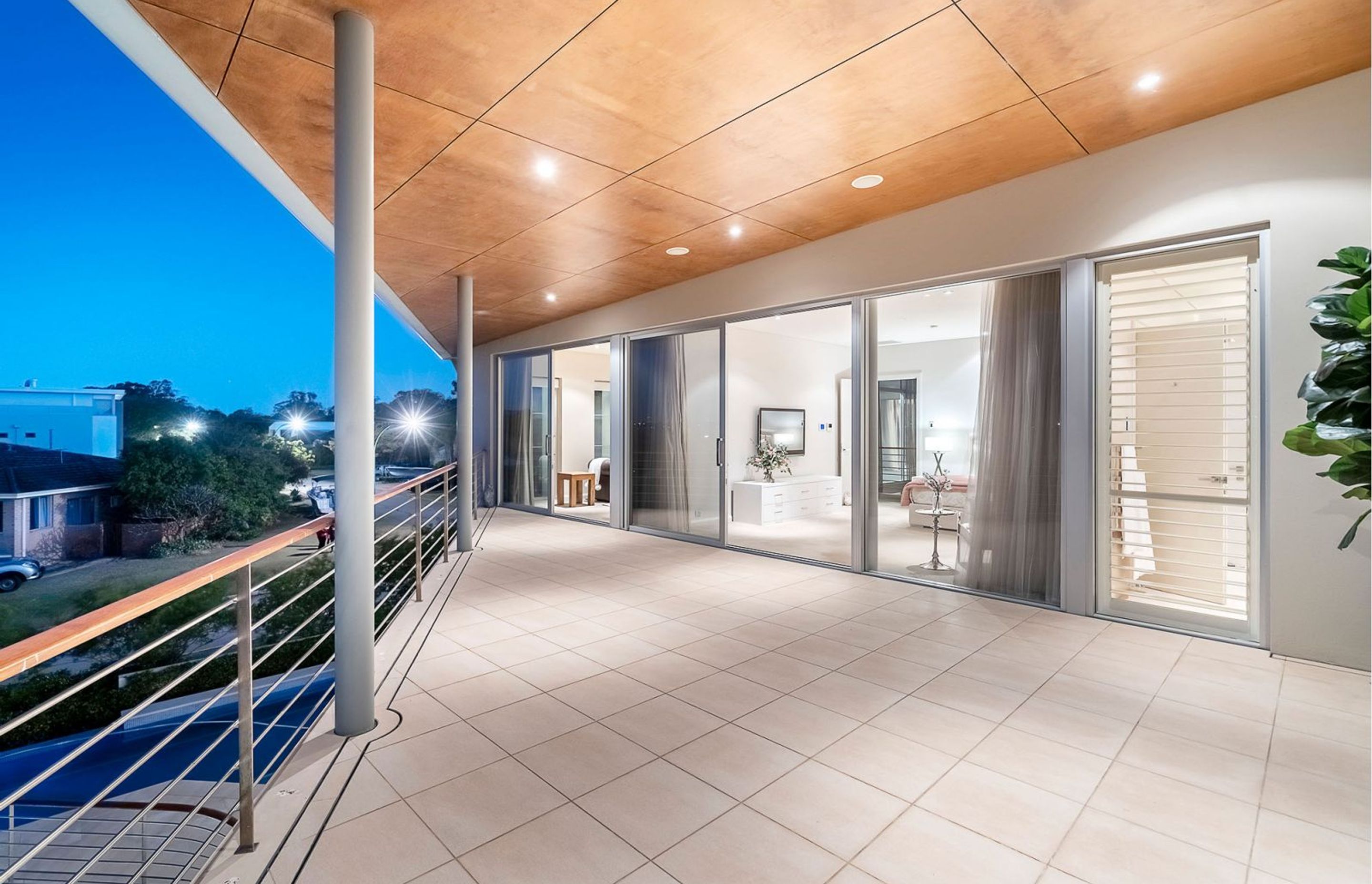 Prestige residence, Attadale WA