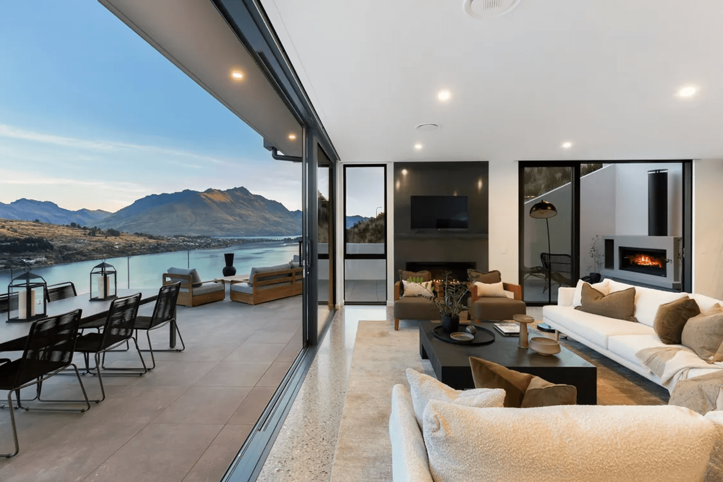 Lynch Lane,  Queenstown