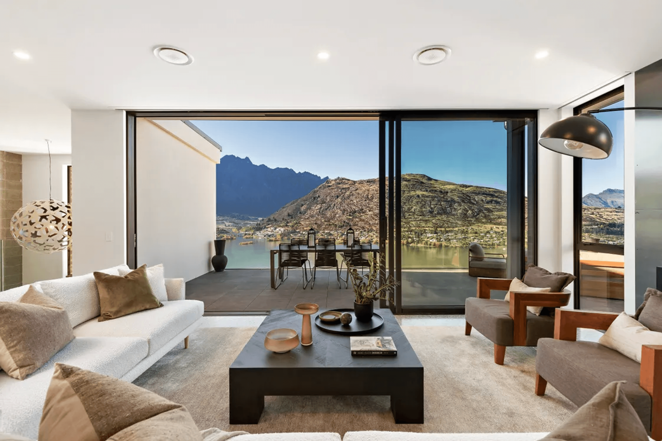 Lynch Lane,  Queenstown