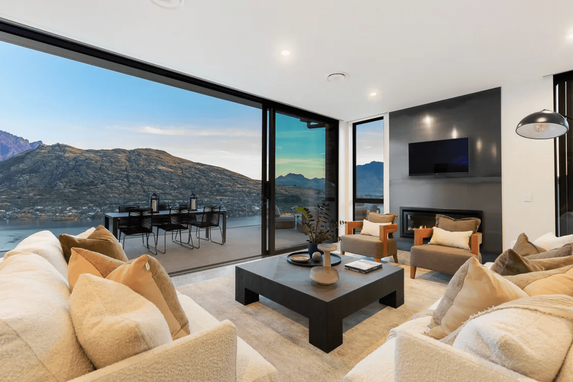 Lynch Lane, Queenstown