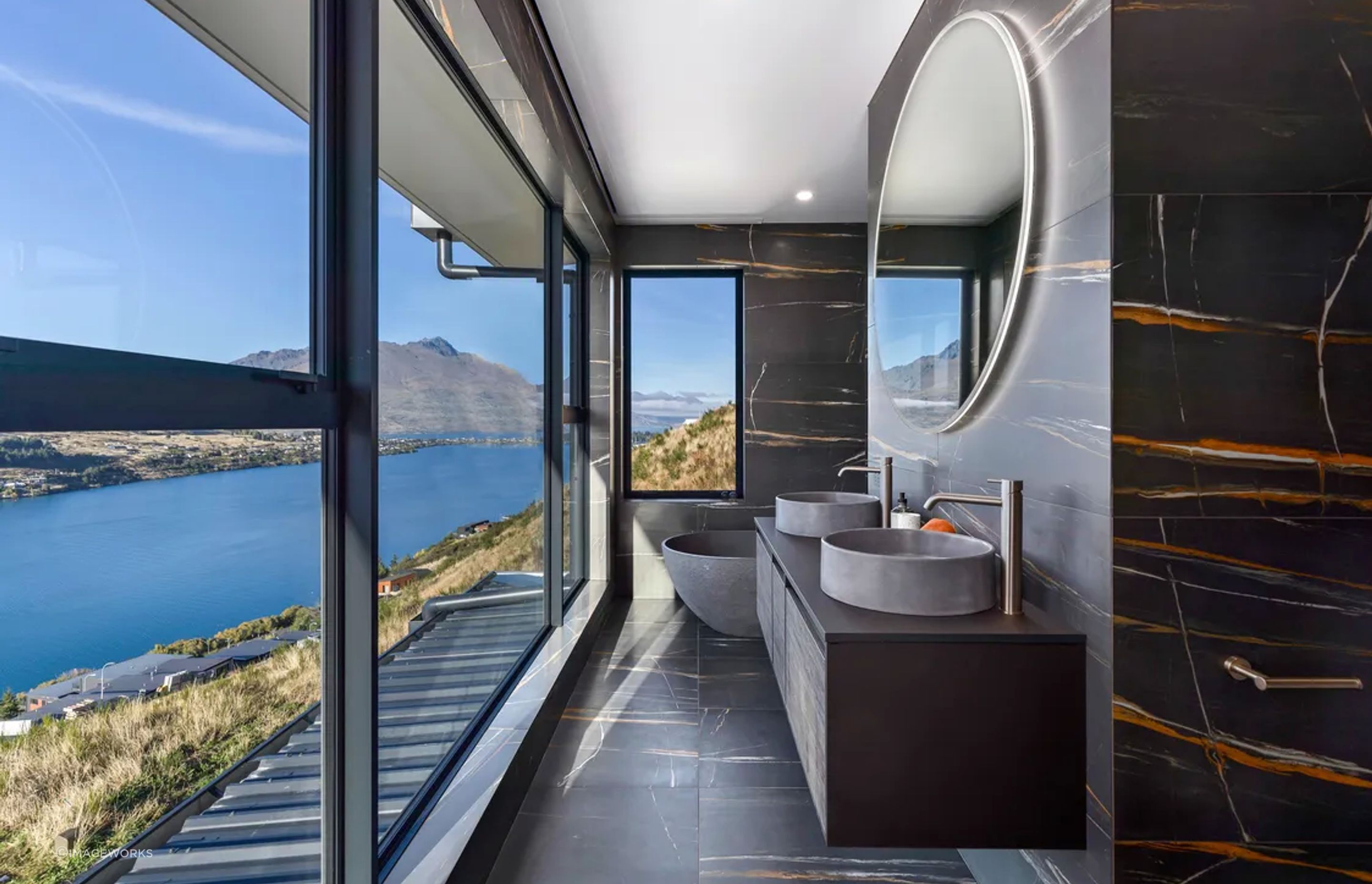 Lynch Lane, Queenstown