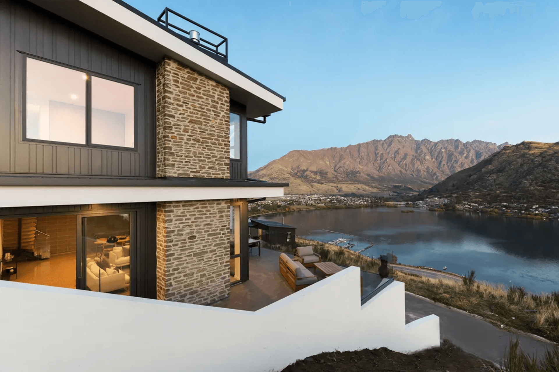 Lynch Lane, Queenstown