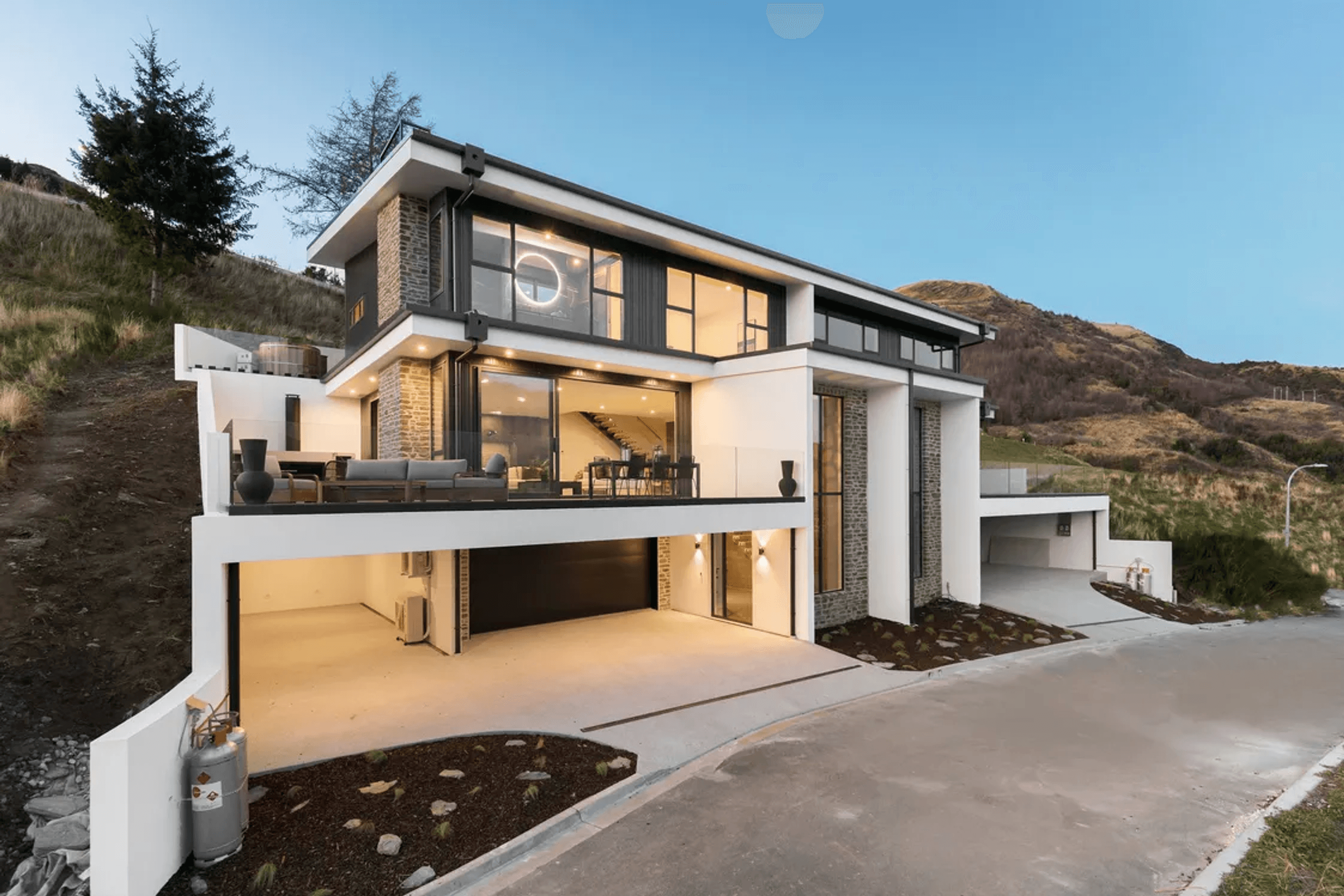 Lynch Lane,  Queenstown
