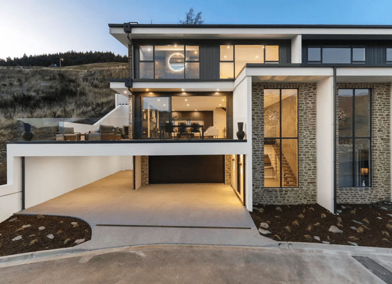 Lynch Lane,  Queenstown