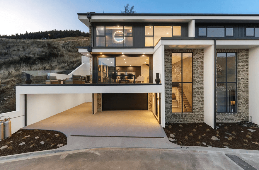 Lynch Lane,  Queenstown