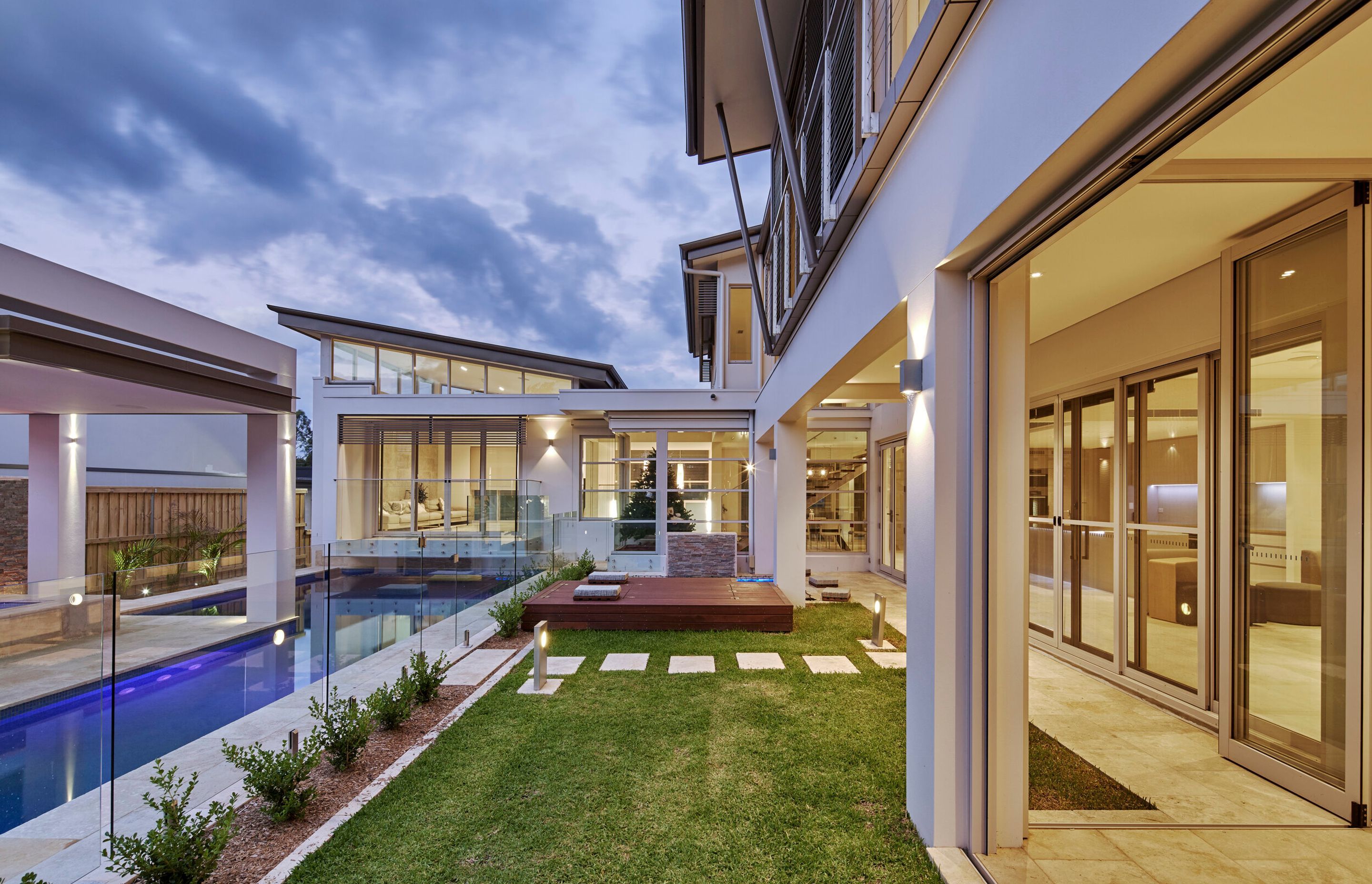 R7M5266-Copy.jpg