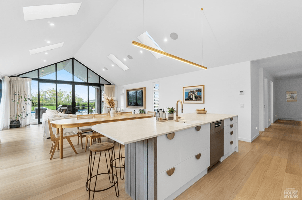 Sentinel Homes Hamilton & Waikato- Quick-Step Perspective Nature Flooring