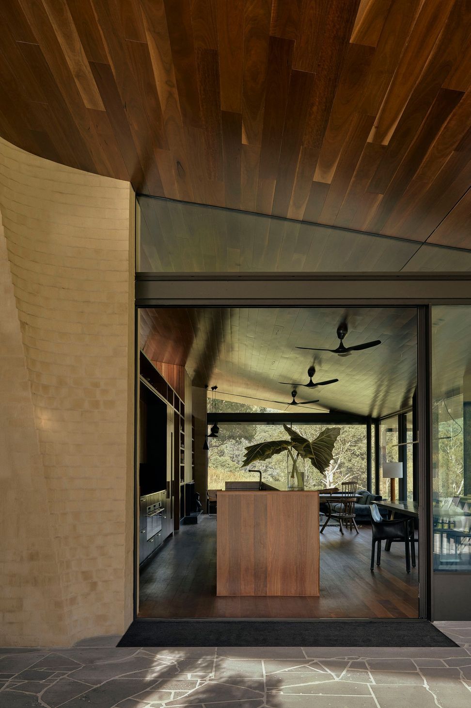 RMAHowqua200125014.jpg