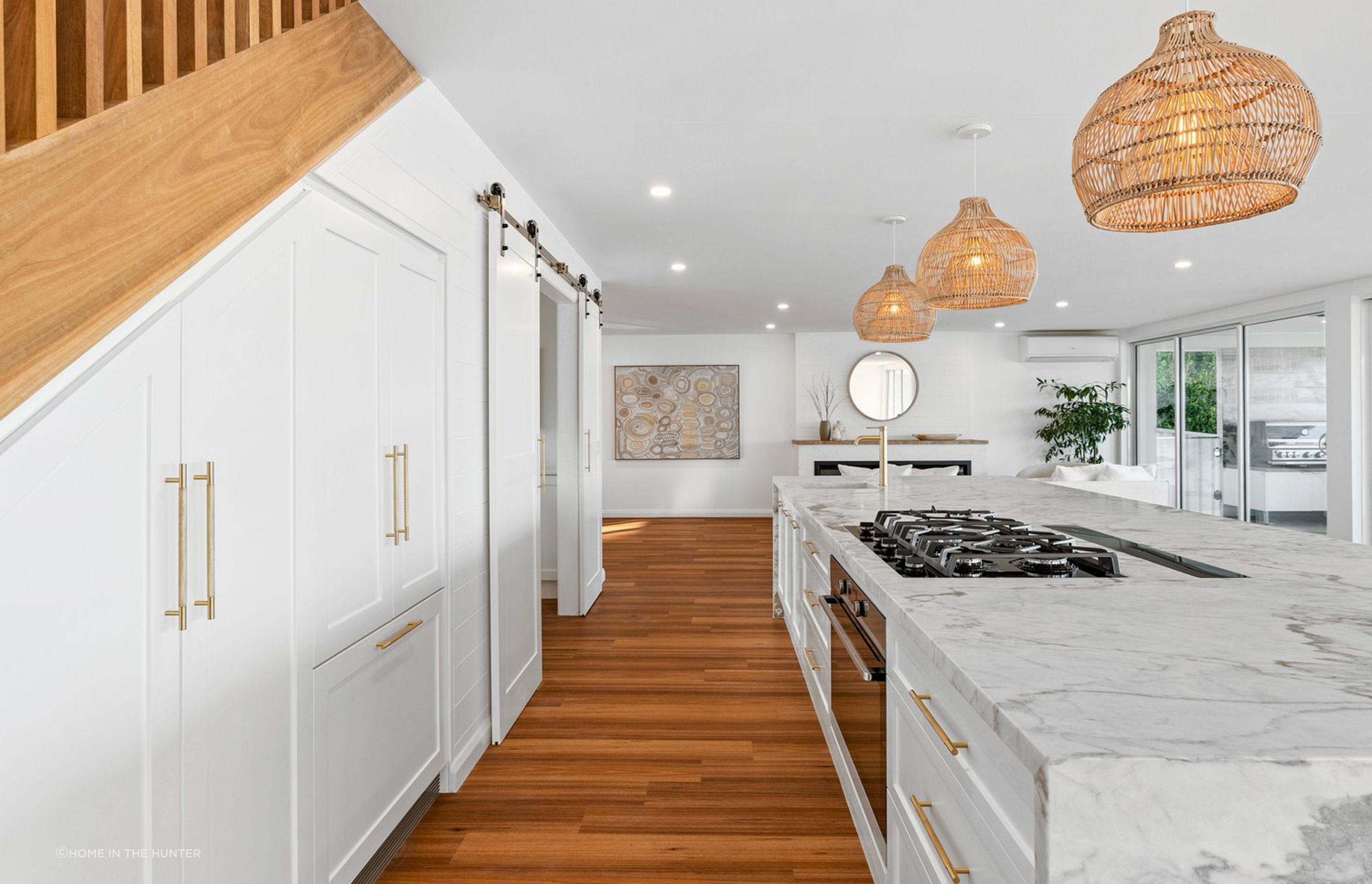 Bolton Point Residence - High End Residential