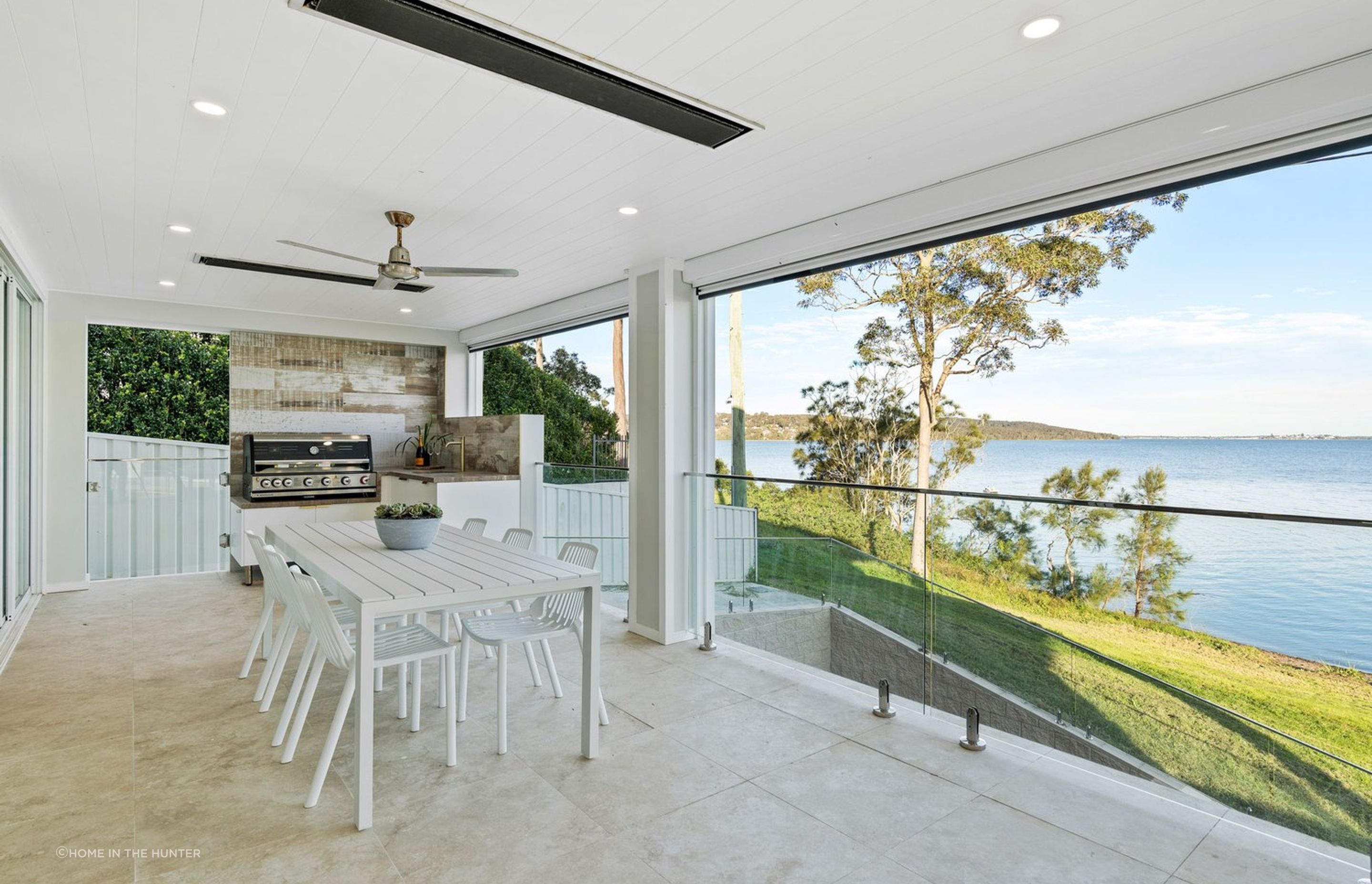 Bolton Point Residence - High End Residential