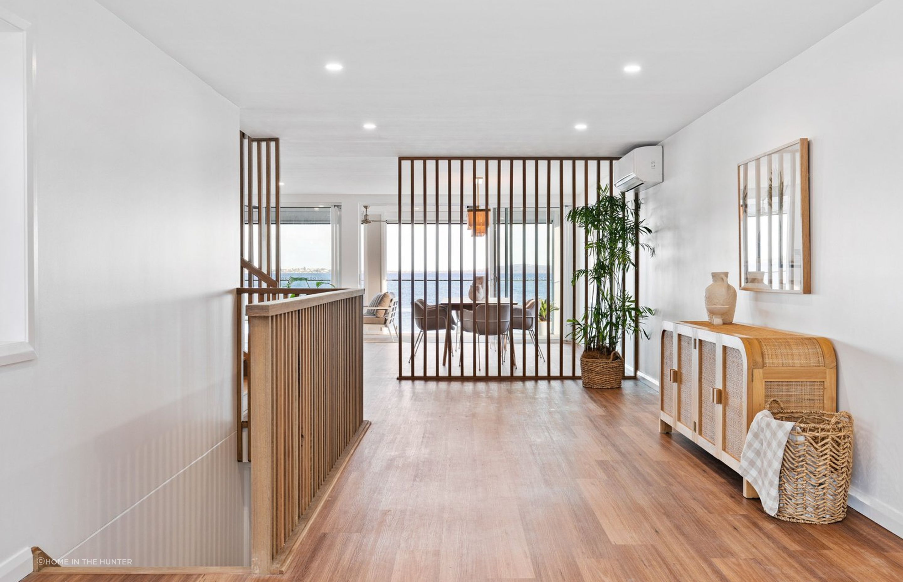 Bolton Point Residence - High End Residential